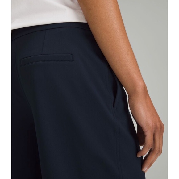 Lululemon Straight-Leg Mid-Rise Pant Luxtreme Regular Small - Picture 5 of 16